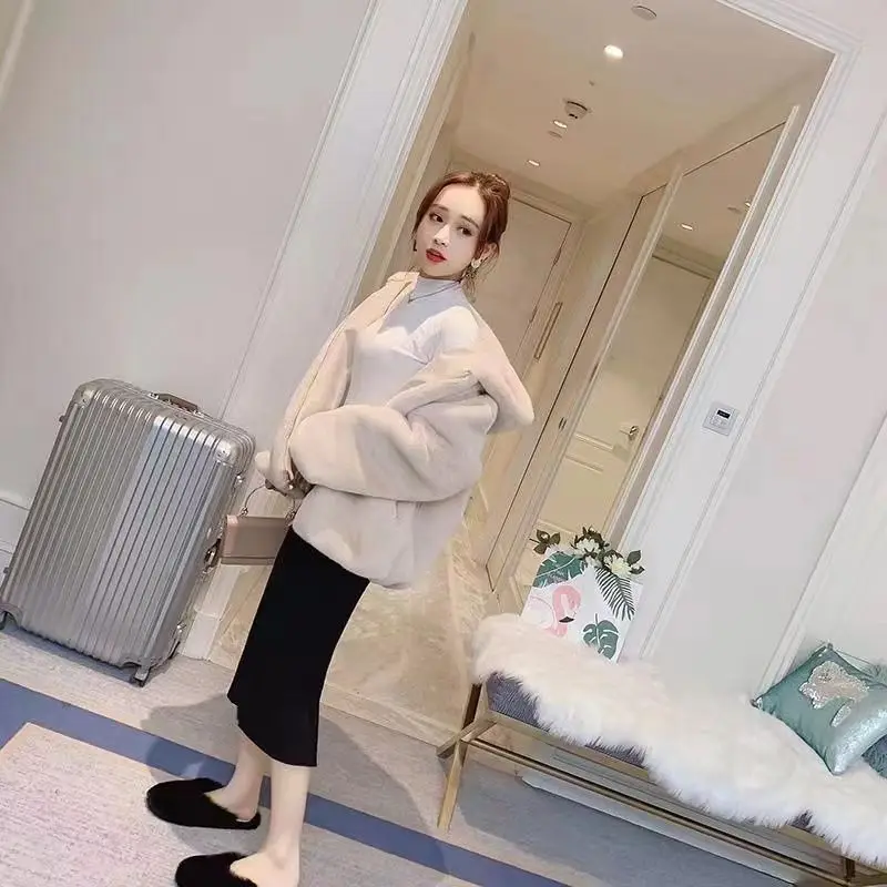 Autumn/Winter 2024 Imitation Sloth Rabbit Fur Women\'s Medium Length Fashion Loose Warm Thick Lamb Wool Coat Hooded Plush Coat