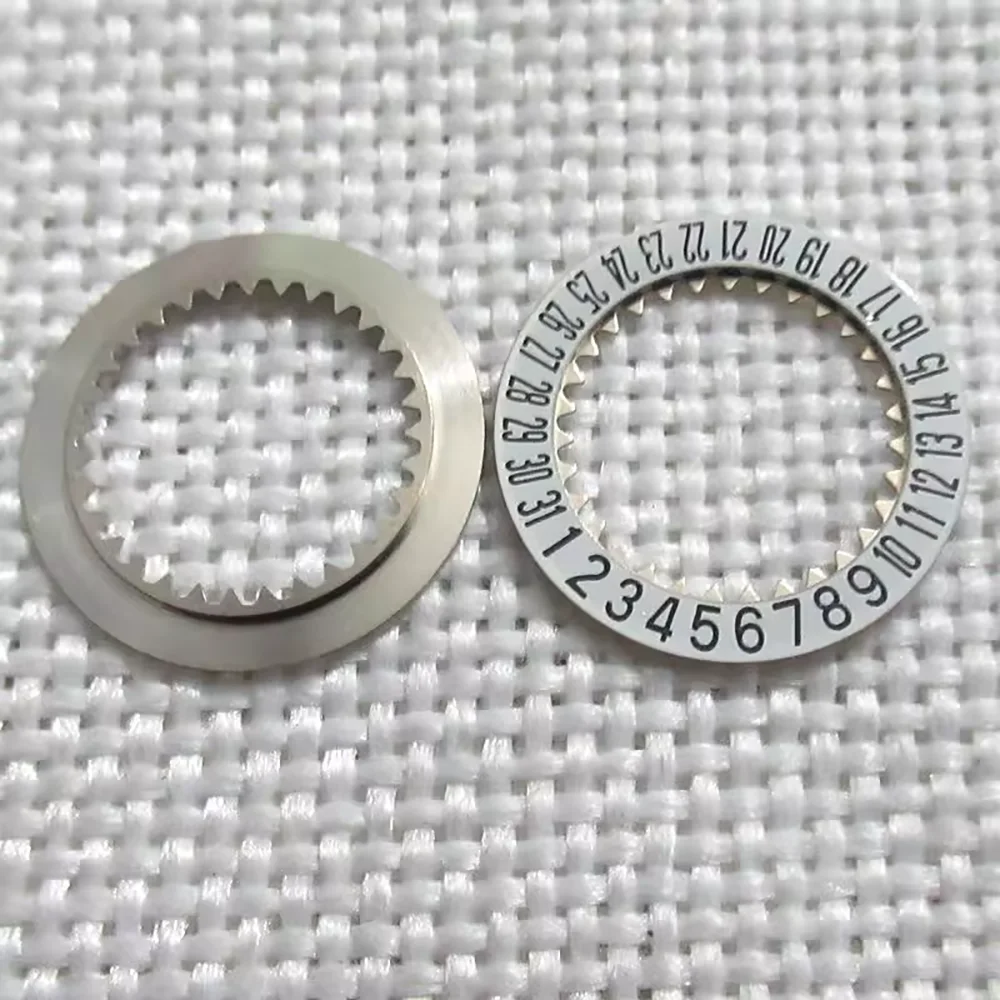 Watch Accessories Suitable for NH05 NH06 Movement Calendar Disk 3 o'clock position Watch Repair Parts