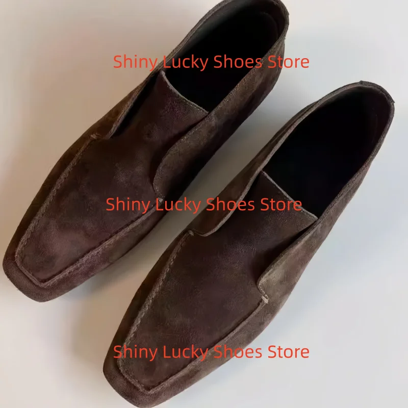 

Женские лоферы с квадратным носком на низком каблуке, с декоративными швами, из бархата, плиссированные