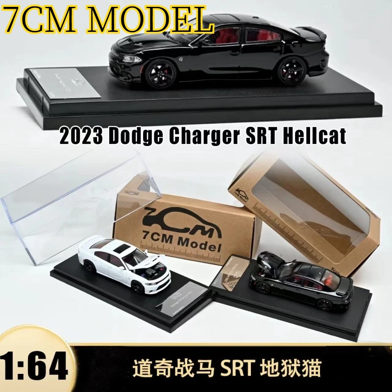 7CM Model 1:64 Alloy Dodge Dodge Charger SRT Hellcat Simulation Car Model Figure Collection Adult Decoration Item