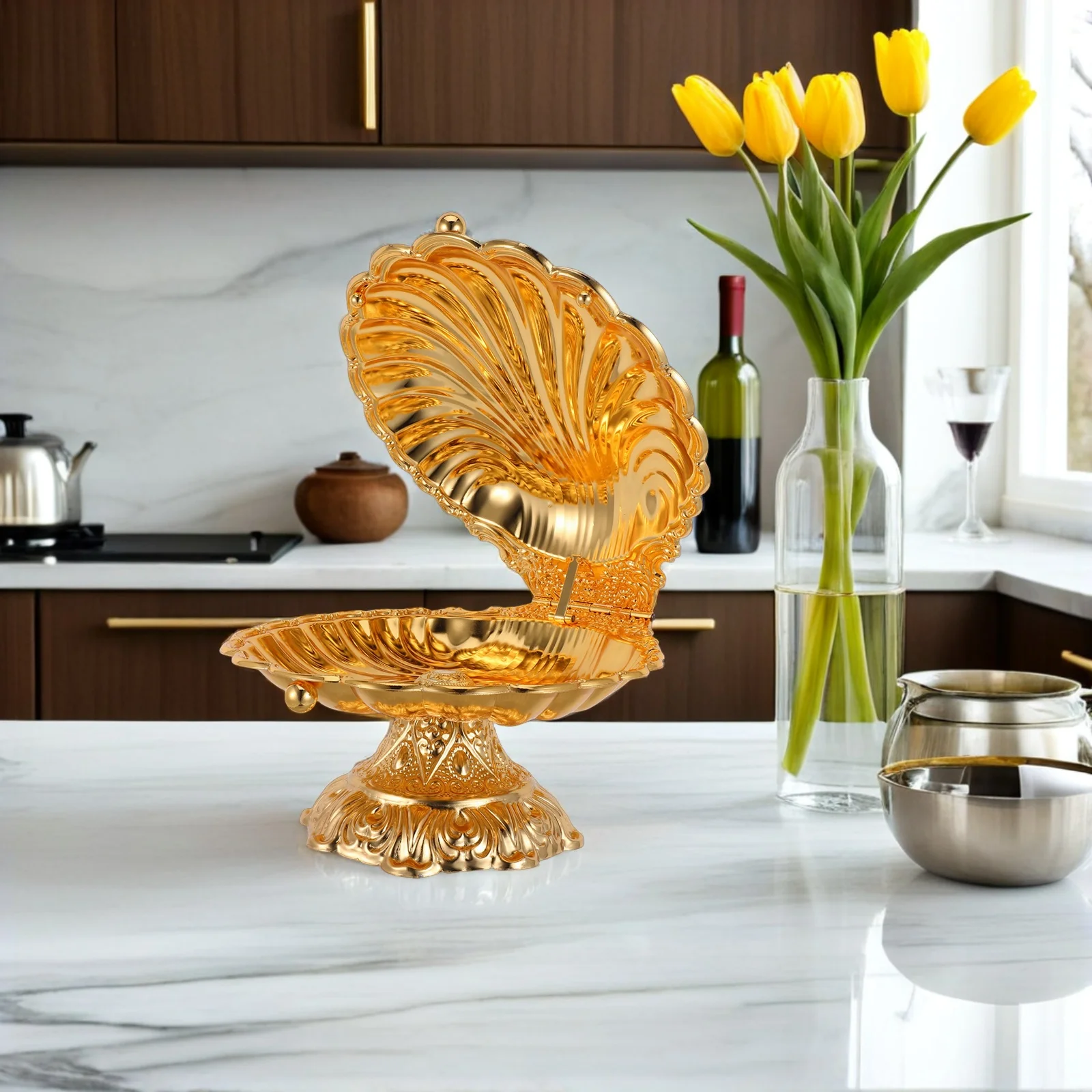 

Shell Shaped Fruit Bowl Gold Pedestal Base Zinc Alloy Serving Tray Tabletop Decorative Snack Dish Kitchen Storage Basket Dining
