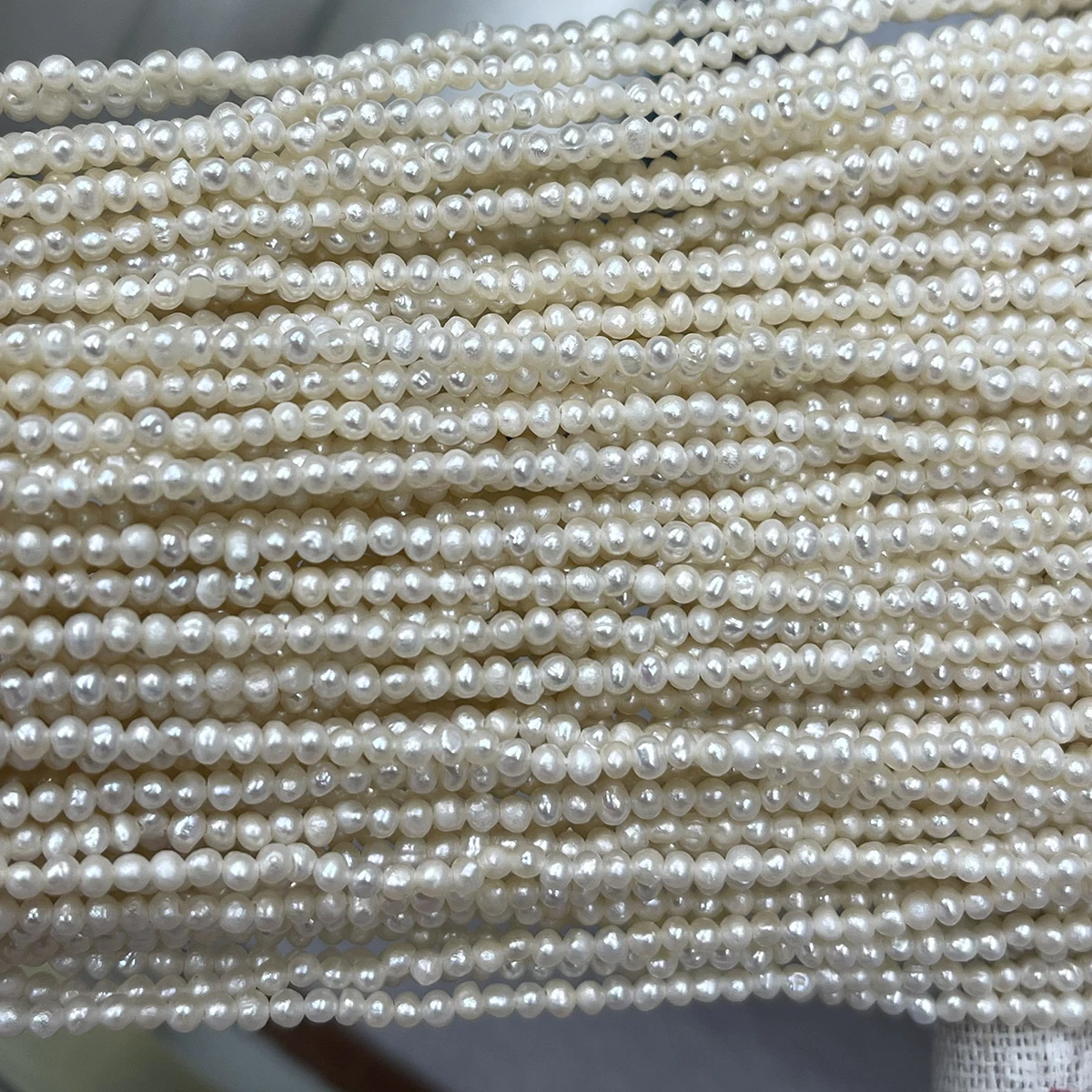2-3mm Punch Natural Freshwater Pearl Beads Flat Pearl Loose Spacer Beaded for Making DIY Jewelry Necklace Bracelet 36cm