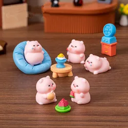 Figurines Miniatures Cute Cartoon Pig Desk Micro Landscape Ornaments For Home Decorations Room Decor DIY Dollhouse Accessories