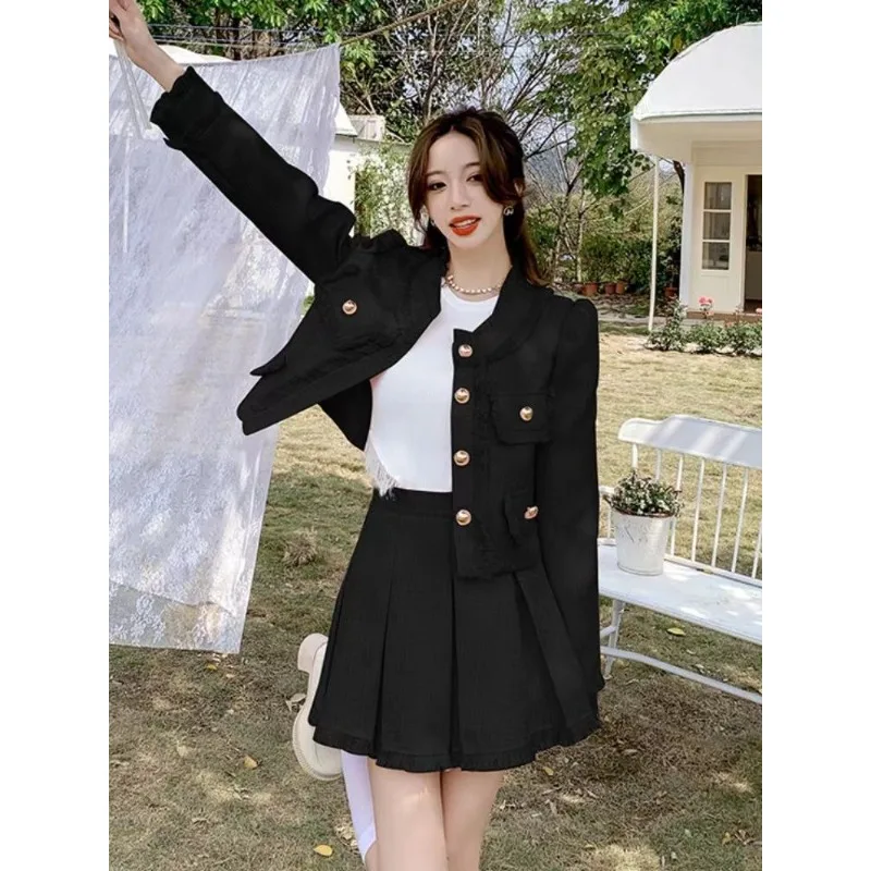 ชุดเซ็ตเสื้อแจ็คเก็ตสีชมพูสไตล์แฟชั่นไฮสตรีท สำหรับฤดูใบไม้ผลิ ฤดูใบไม้ร่วง แบบใหม่ สไตล์ฝรั่งเศส  พร้อมกระโปรงพลีท  ชุดสองชิ้น