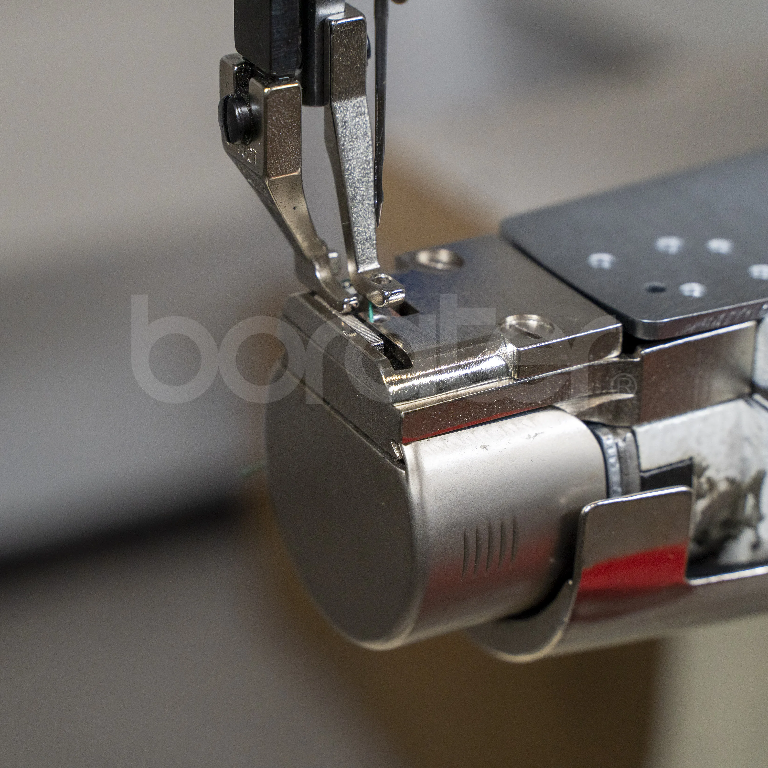 New Design B-8342E-D3 Mixed Feeding Single Needle Industrial Sewing Machine Shoe Sewing Machine