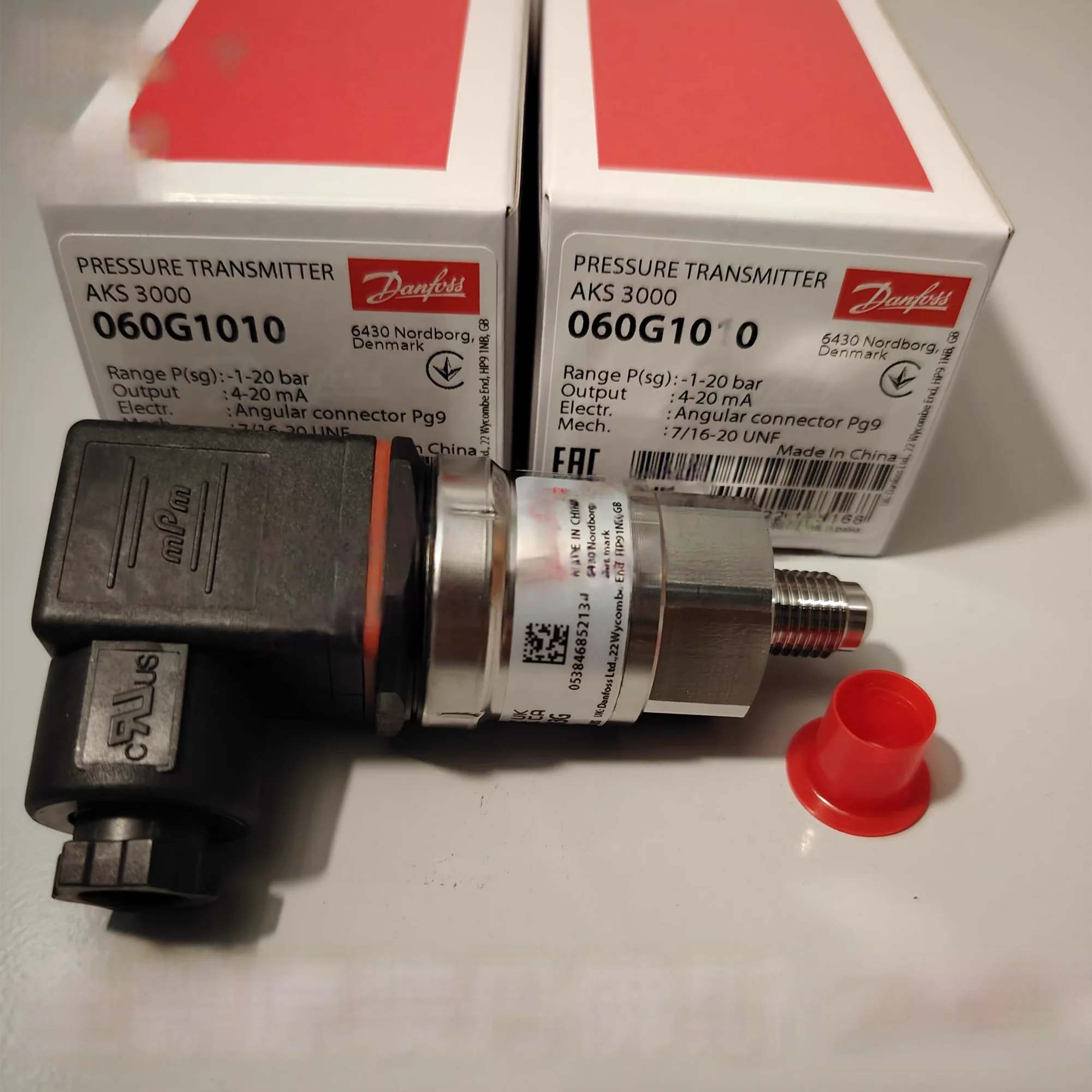 New for Danfoss pressure sensors (060G1010) AKS3000 (060G1019)(060G1040)(060G1041)(060G1044) 060G1066 060G1080