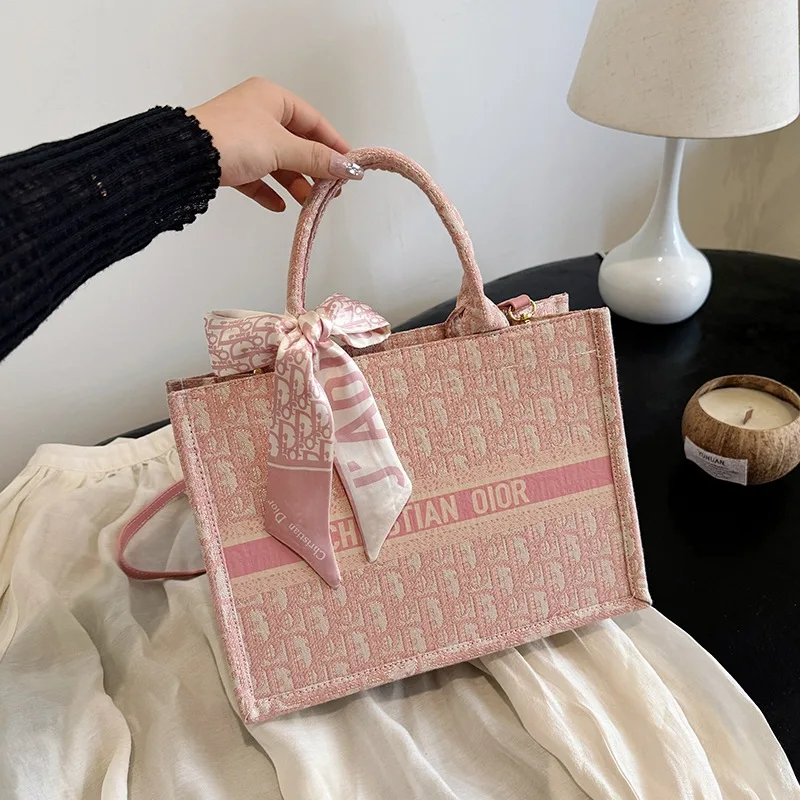 

‌2026 New Luxury Women's Tote Bag Large Capacity Embroidery Handbag Work Commuter Shoulder Bag, Stylish Versatile for Daily Use