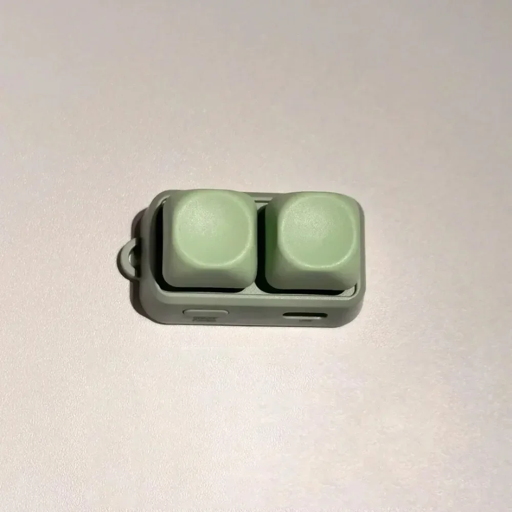 Free2 Mini Keyboard Bluetooth RGB Hot Swap Portable Two-key E-book Page Turner for Tablet/phone/reader PC Accessories