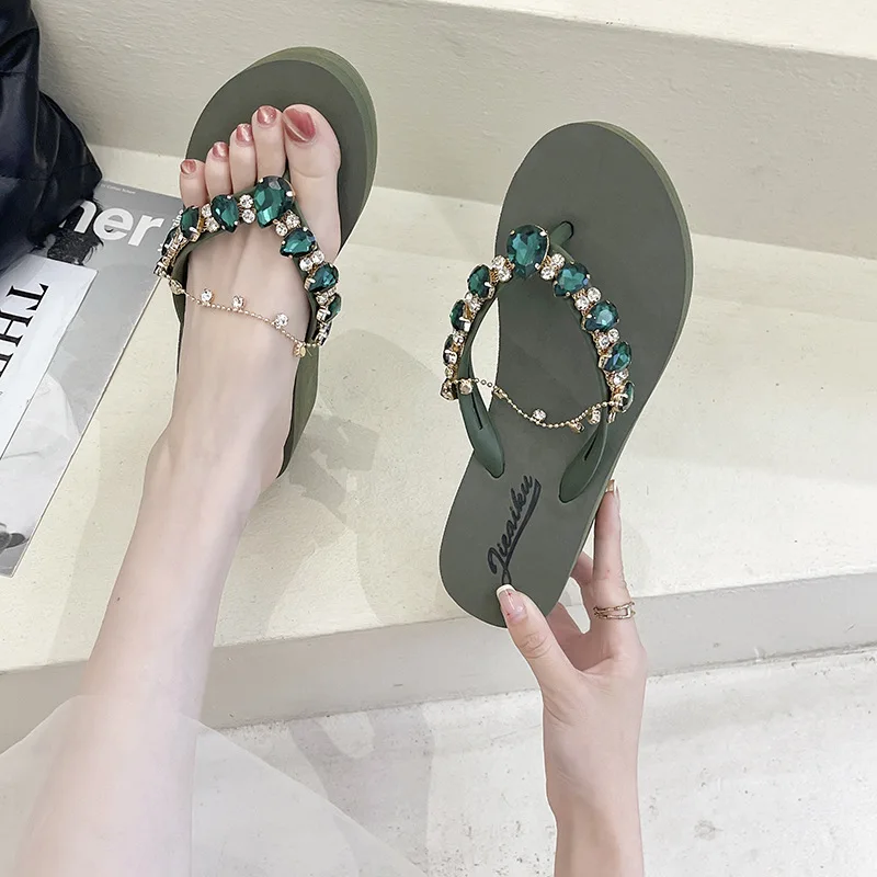 Glitter Flip Flops Slippers Women Summer 2023 Fashion Outdoor Rhinestone Chain Wedge Beach Slippers Jelly Hawaiian Flat Sandals