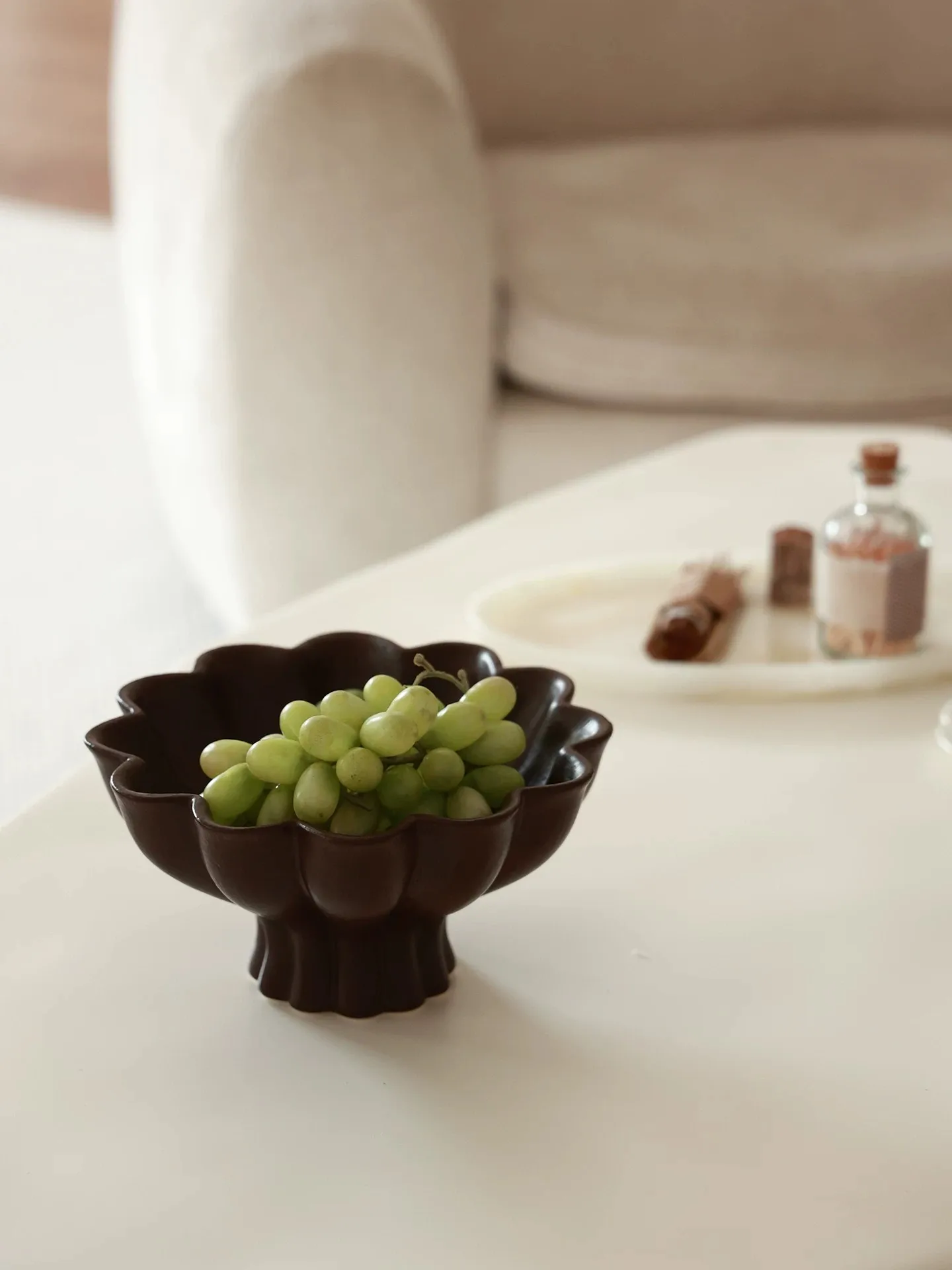 Hotel Restaurant Luxury Multifunctional Ceramic Fruit Platter, Decorative Storage Tray for Nuts Snacks, Living Room Table Decor　