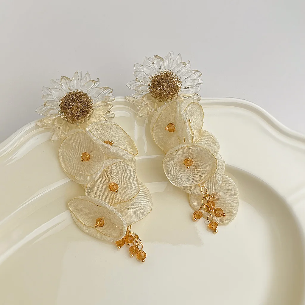 

Light Yellow Sun Flower Cloth Tassel Drop Earrings for Women Handmade Long Statement Girl Wedding Bridal Ear Jewelry Gifts