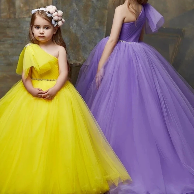 

Flower Girl Dresses Pageant Yellow New Shiny Sash Puffy One Shoulder For Wedding Princess Birthday Party Gowns