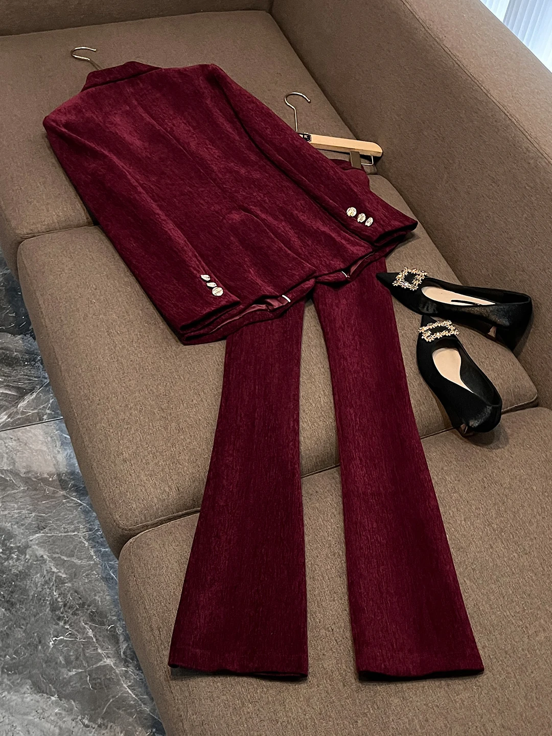 Ele بدلة مخملية غير رسمية احترافية للنساء تصميم أنيق للخريف والشتاء فرقة Z20 ملابس مكتبية طويلة Sve