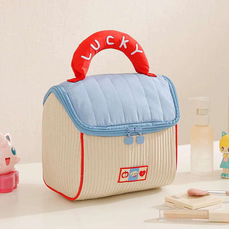 Cute House Christmas Gift Bag, Large Capacity, Wash Bag, High-Aesthetic Small House Handheld Storage Bag