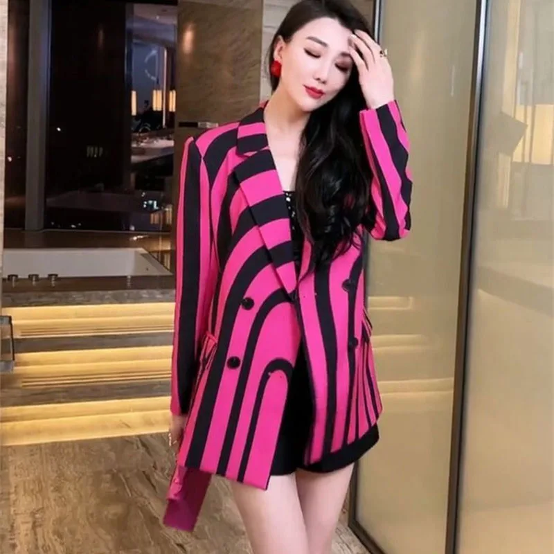 بدلة على الموضة سترة المرأة ربيع الخريف ملابس خارجية 2025 جديد المرأة السترة الراقية دعوى معطف المرأة الكورية تلقي عالية الثناء