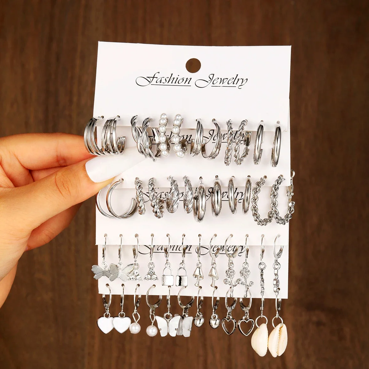 Fashion Pearl Decor Twist Design Earrings Set For Women Vintage Geometric Snake Heart Butterfly Drop Earrings Daily Wear Jewelry