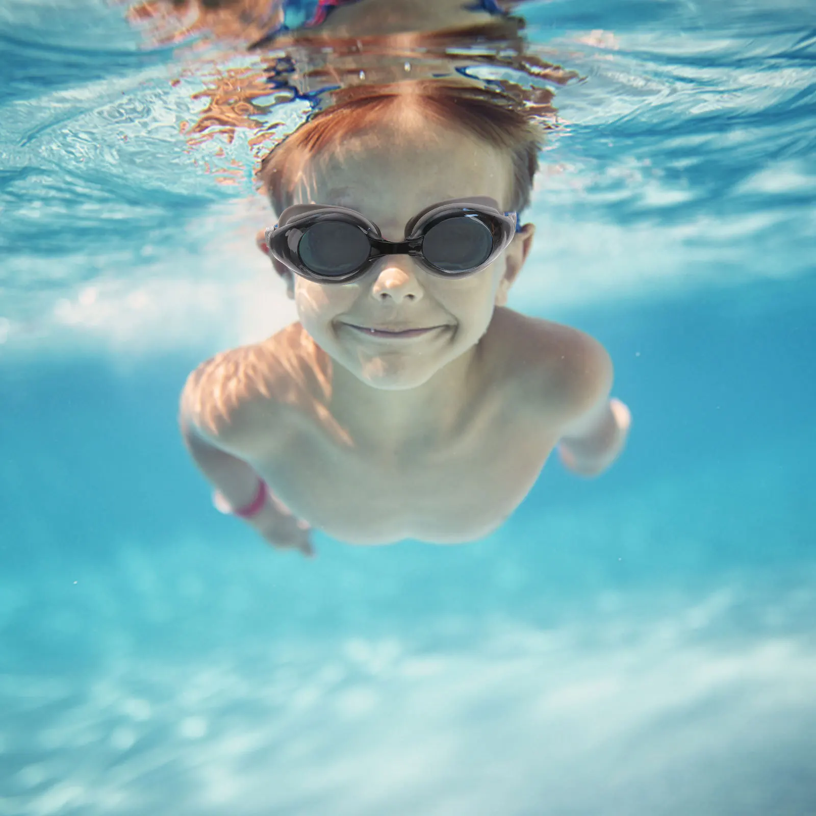 

Anti-Fog Adjustable Swimming Goggles Pink Superb Optical Material Impact Resistant for Adults Beach Pool Use