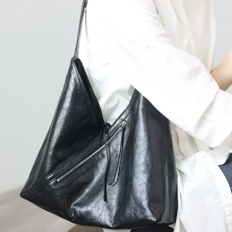 Women Genuine Leather Black Soft Shoulder Bag Luxury Designer Handbag Practical Capacity And Comfortable To Use Classic HOBO