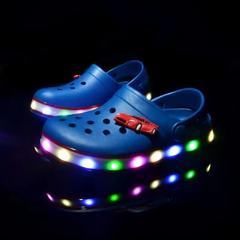 

Summer Children Hole Sandals LED Lighted Flashing Light Shoes Boys Girls Beach Sandals Kids Breathable Fashion Sneakers