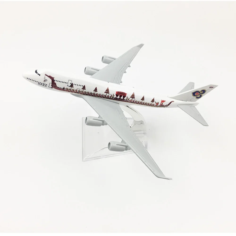 1/400 Scale Aircraft Boeing 747 Thailand Airlines Dragon Boat 16cm Alloy Plane B747 Model Toy Children Kids Gift for Collection