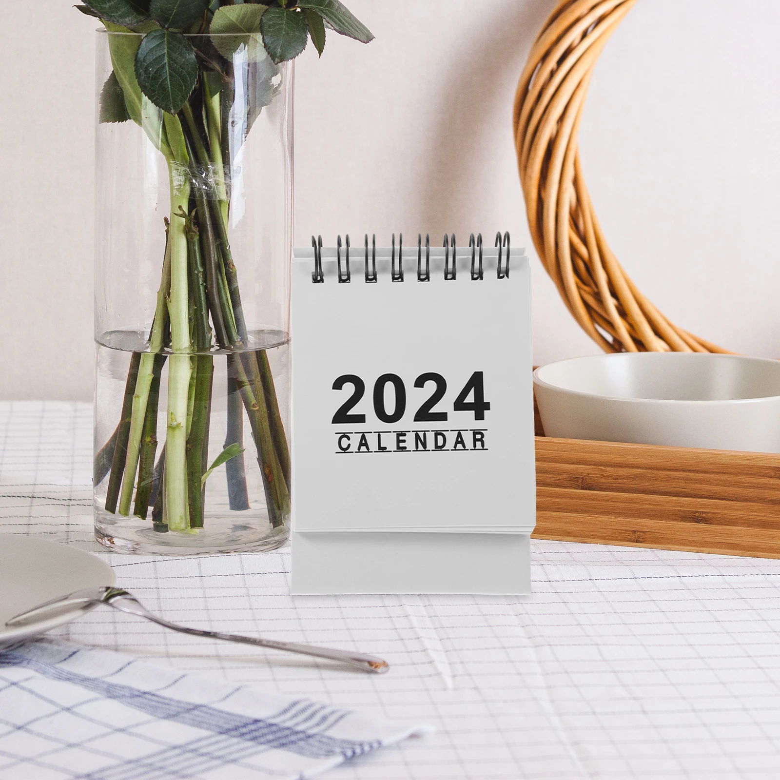 

Мини-настольный календарь 2024, небольшой настольный настольный органайзер для офиса, дома, общежития, ежедневного использования с блокнотом
