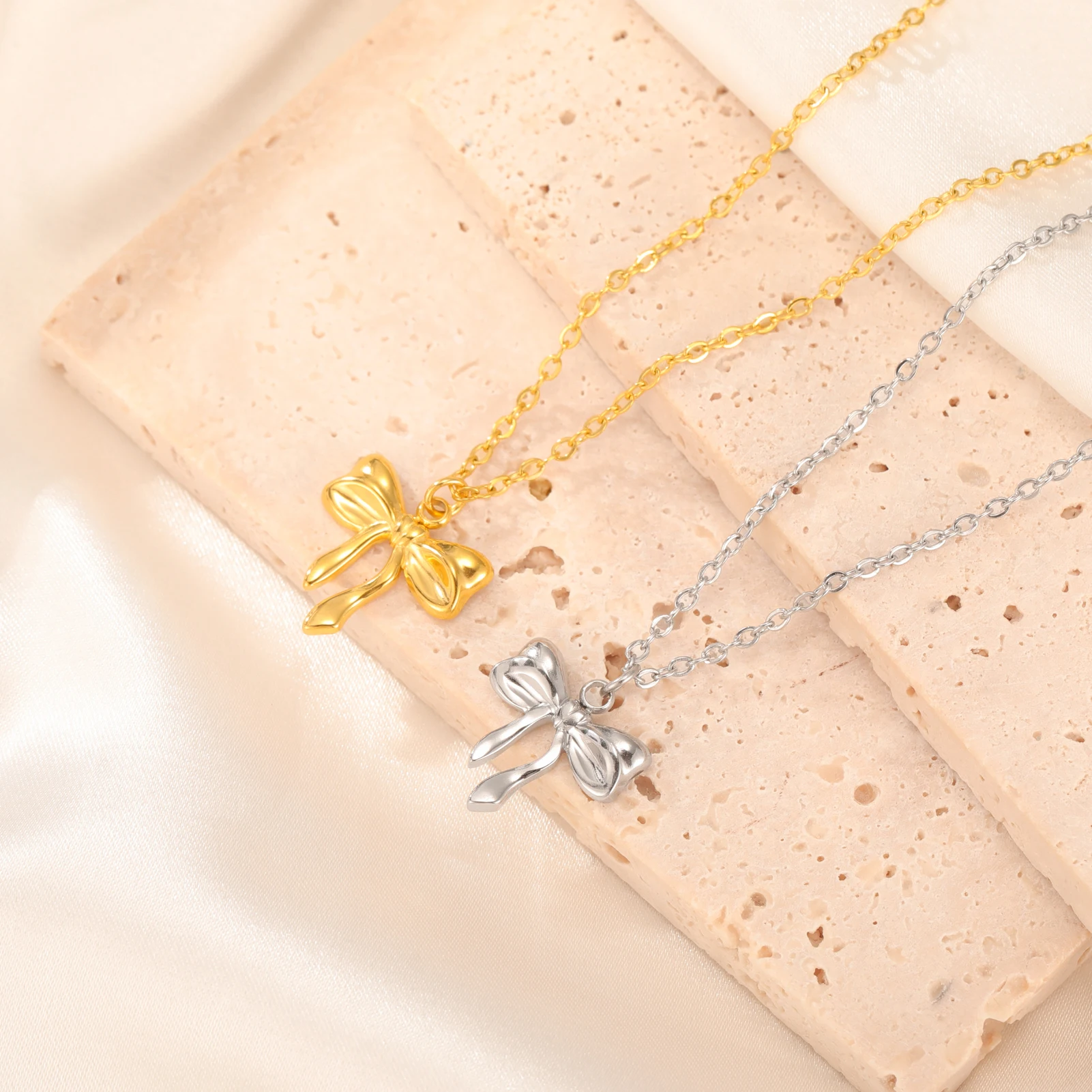 Unift Elegant Bowknot Necklace Y2k Bow Tie Neck Chain Pendant Stainless Steel Fashionable Trendy Minimalist Jewelry Wholesale image 2