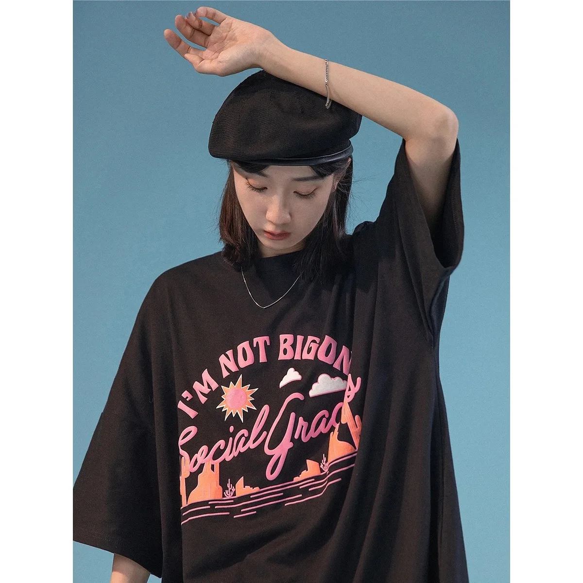 تيشيرت نسائي صيفي 2022 مطبوع عليه حروف وردية 100% قطن بأكمام قصيرة هاراجوكو تي شيرت كبير الحجم للسيدات لطيف وجميل