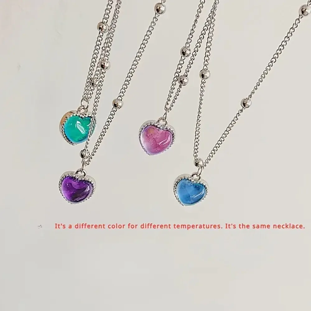 1pc Sweet Sense Of Temperature Change Color Love Heart Necklace, Temperament Collarbone Chain, Senior Sense Pendant For Couple