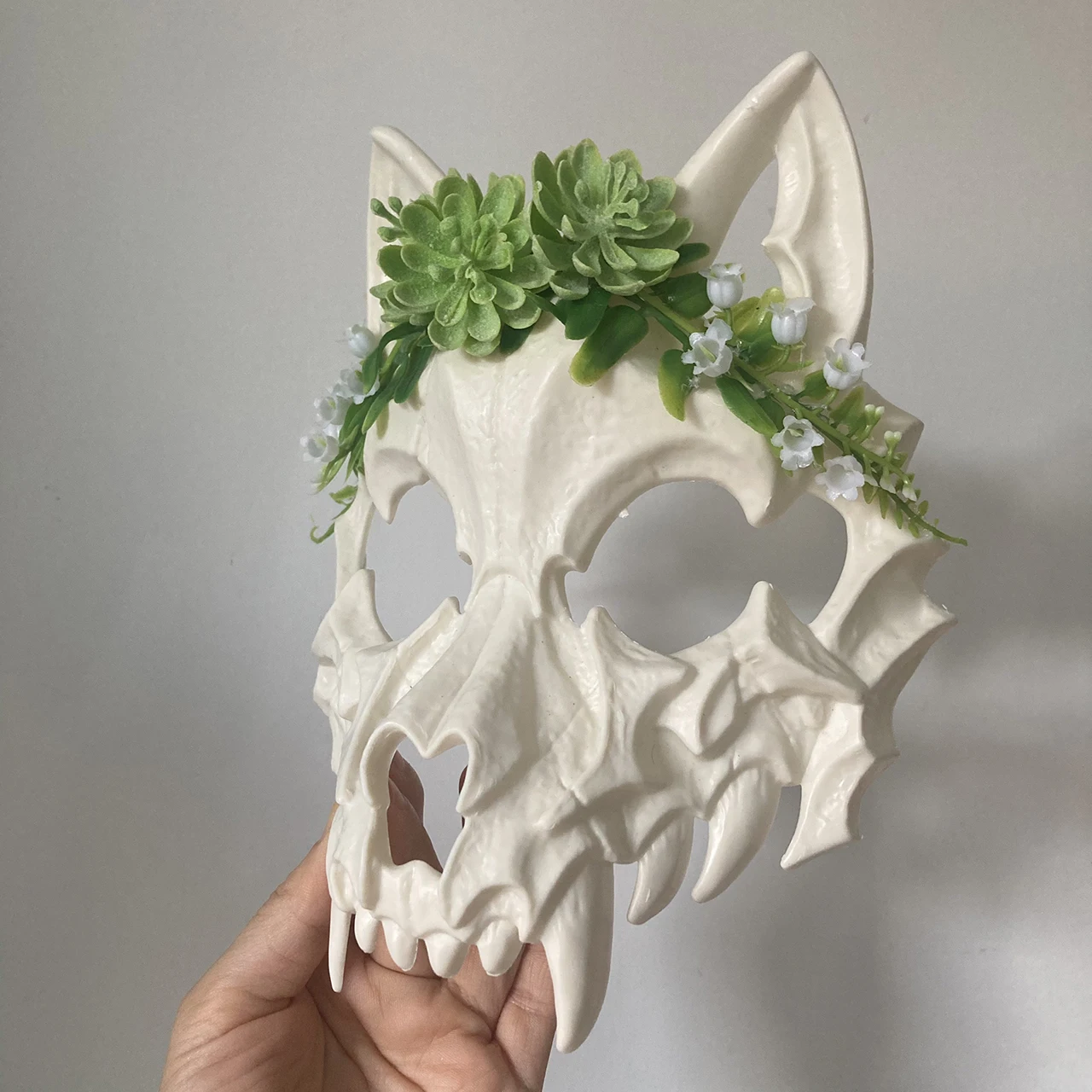 森のハーフマスク、オオカミの頭蓋骨マスク、苔と松ぼっくり付き、黒のフルフェイス獣の頭蓋骨、ハロウィンマスク、ドルイド魔女用小道具