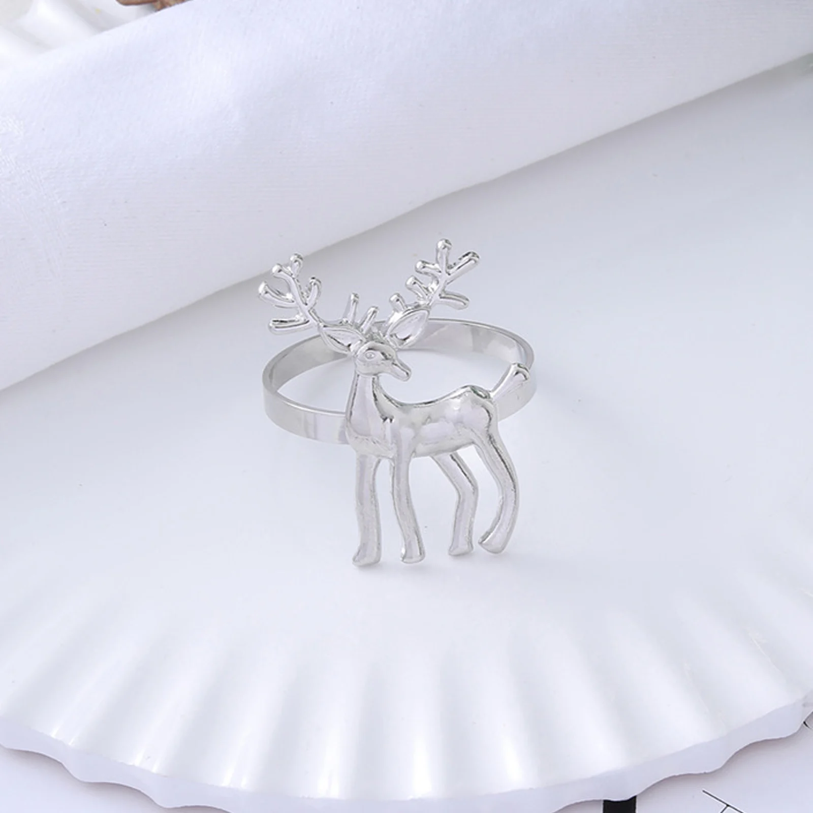 

6Pcs Christmas Elk Napkin Rings Alloy Napkin Buckles Deer Shape Tableware Adornments for Xmas Party Tableware Adornments