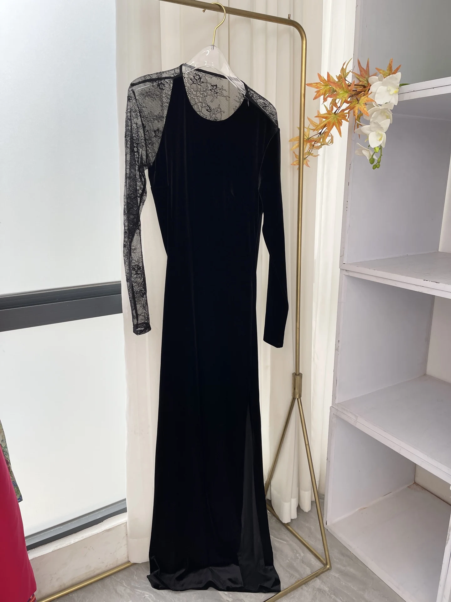 

Black Velvet Long Sleeve Backless Backless Lace Maxi Dress