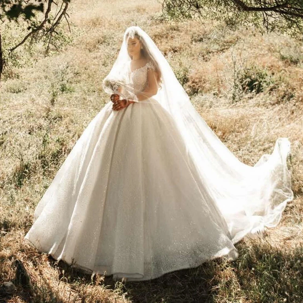 Vestidos de novia de perlas de Dubai, vestidos de novia y hombros descubiertos con cuentas de Organza, vestido de fiesta de boda hinchado de lujo