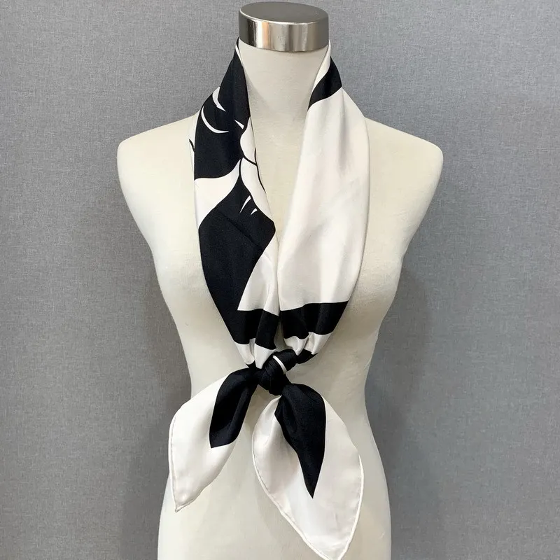 

88×88cm 18MM 100% Silk Twill Scarf For Women Luxury Brand Double Sides With Different Design Square Size Shawls And Wraps Autumn