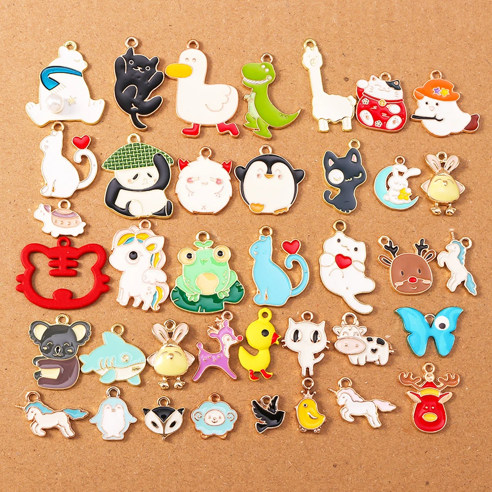 10 pçs mistura aleatória animal dinossauro panda gato pato encantos pingentes para fazer jóias colar brincos pulseira diy acessórios