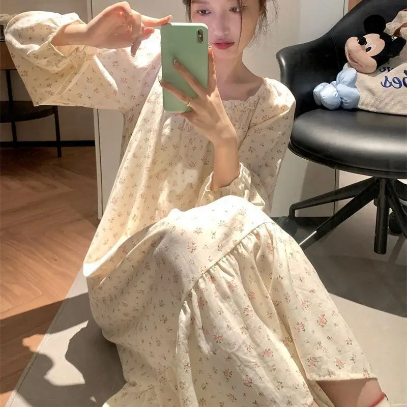 

Корейская ночная сорочка с мелким цветочным принтом, женская пижама с длинными рукавами, свободное длинное модное домашнее платье, женский наряд, халат