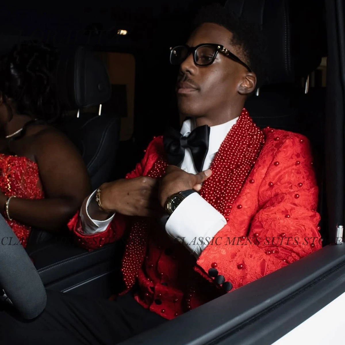 

Customized Luxury Metal Embellished Men Suits Diamond 2 Pieces Sets Party Prom Blazer Slim Fit Shawl Lapel Pearl Groom Tuxedos