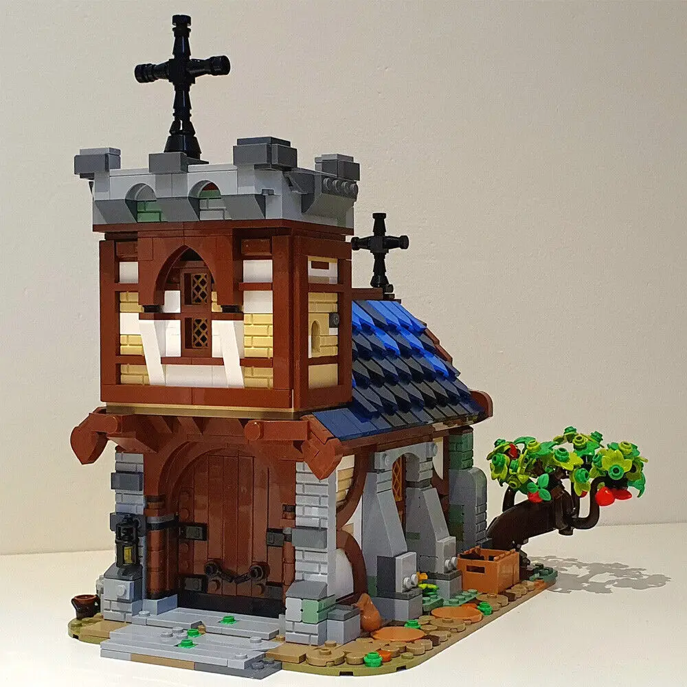 

Medieval Church with Small Garden for Medieval Town 1636 Pieces MOC