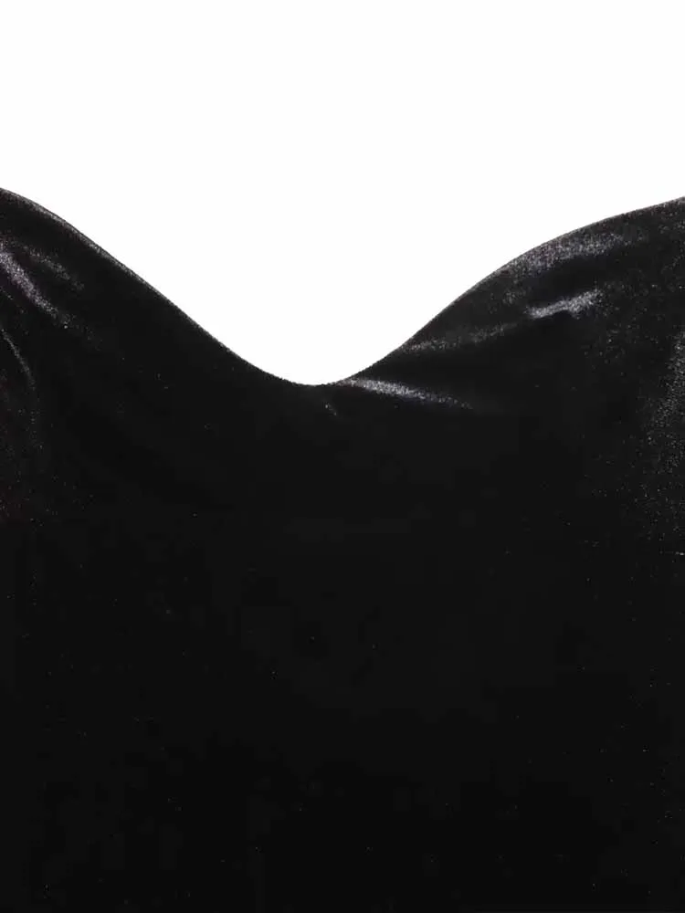 النمط الأوروبي والأمريكي الخريف والشتاء موضة جديدة عصرية بسيطة مثير المرأة الحمالة المخملية فستان ميدي