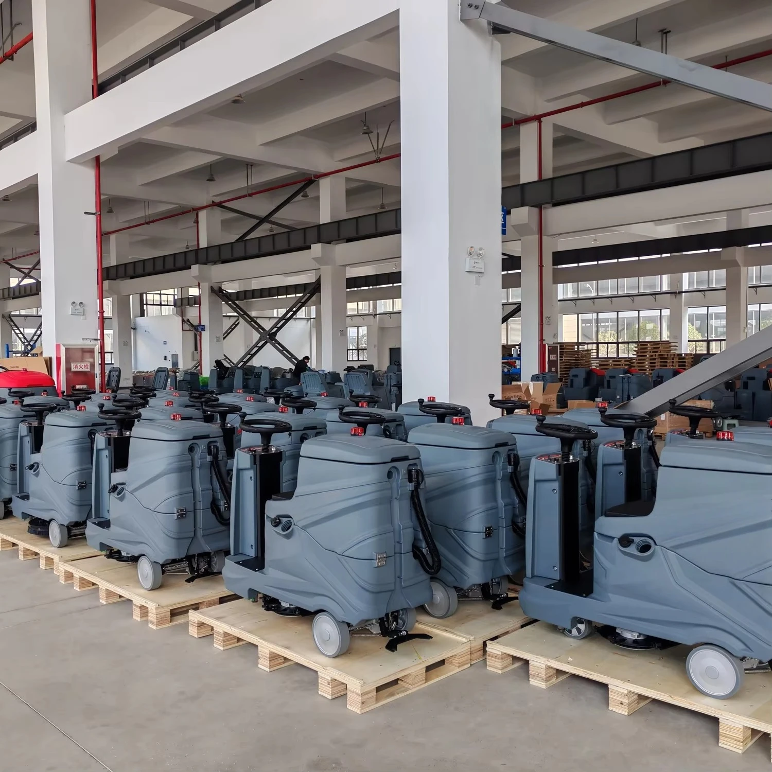 Shiwosi Durable Electric Floor Scrubber Dryer Ride-on Automatic Industrial Floor Cleaning Machine Cordless Robot Cleaner