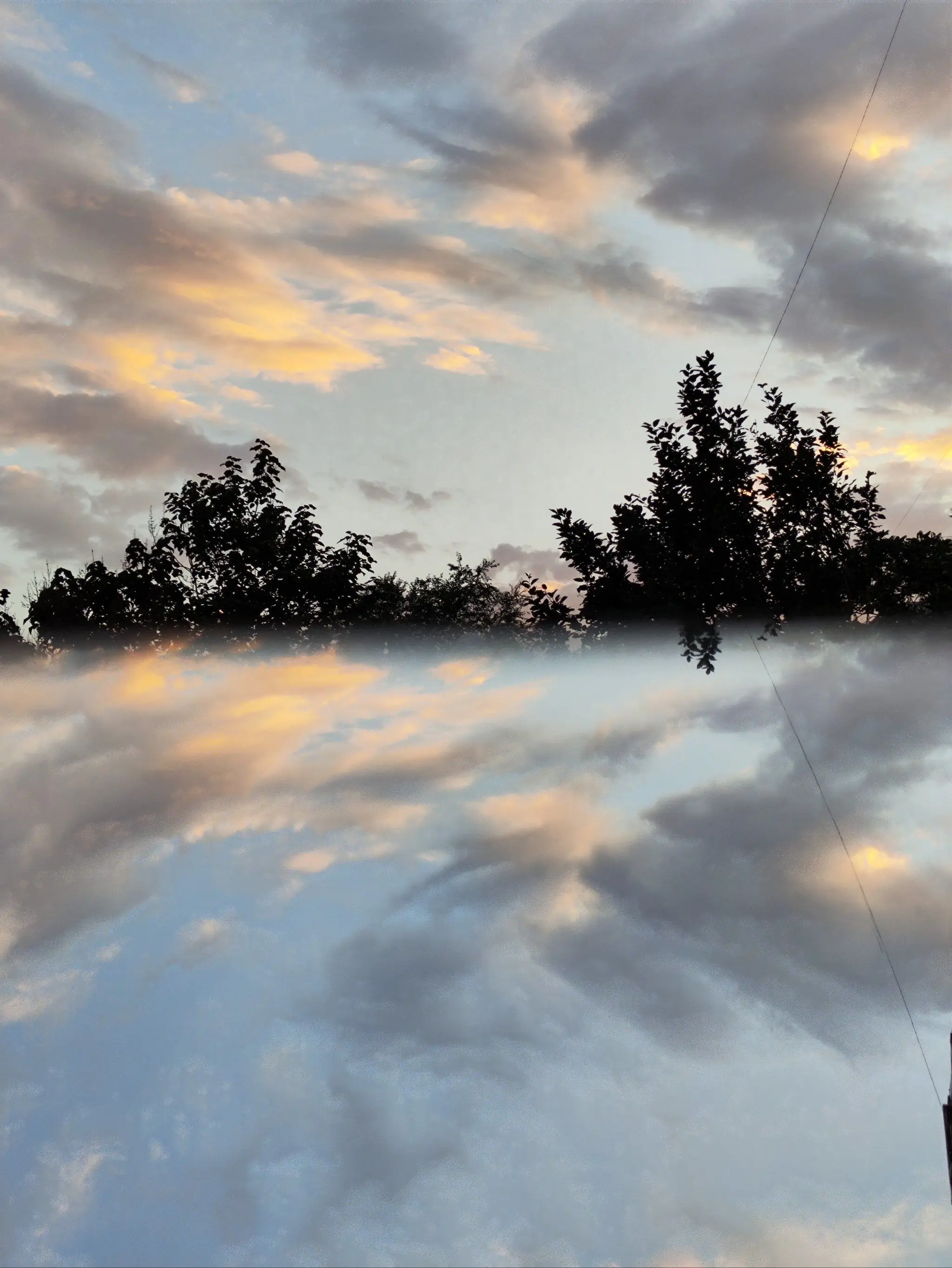 

Умный автоматический выключатель Tuya WIFI с однофазным счетчиком электроэнергии, функцией автоматического повторного включения и удаленным управлением через приложение для мобильного телефона.