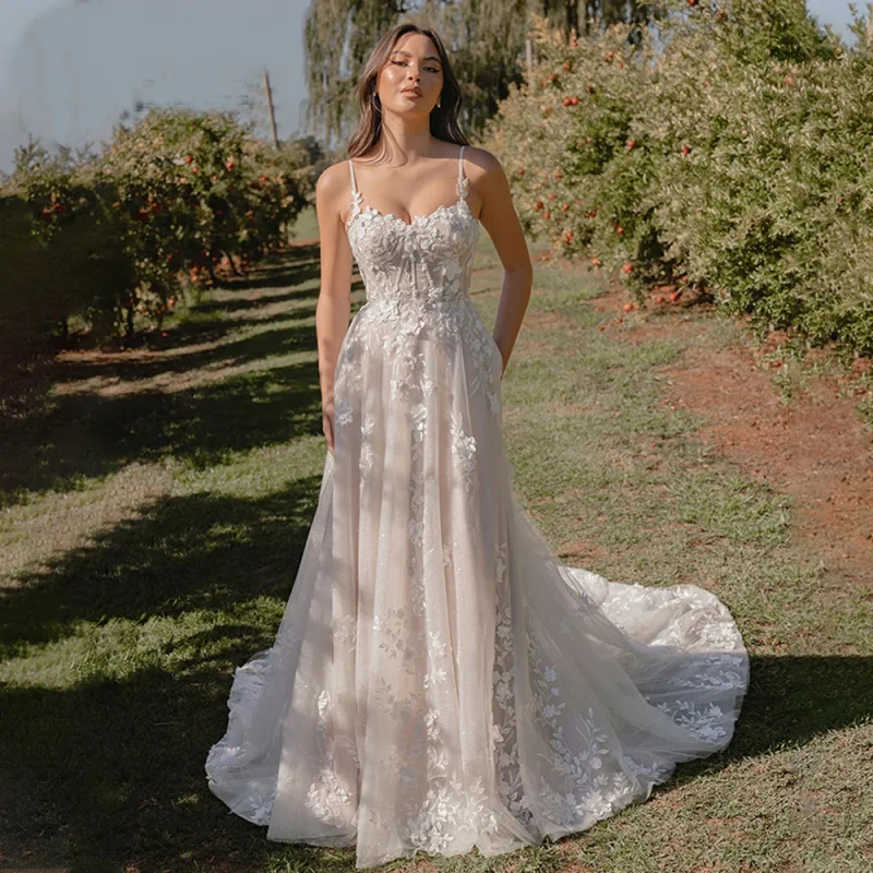 Elegant A Line Wedding Dresses Appliques Lace Spaghetti Strap Pleat Court Train Customised Vestido De Casamento