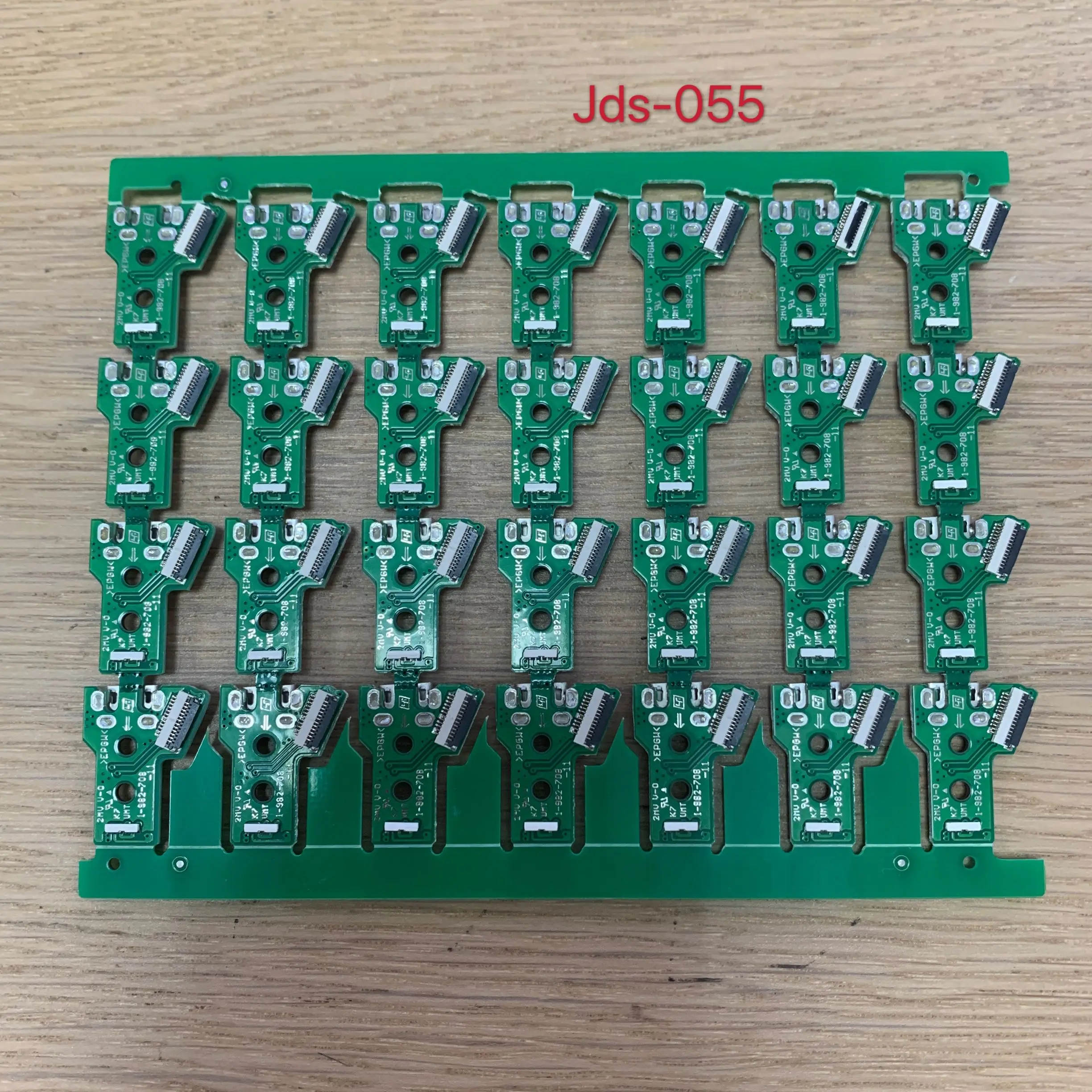 100pcs/lot fjds-055 jds 055 for ps4 5.0 controller usb charger socket port gamepad pcb board with 12pin flex cable