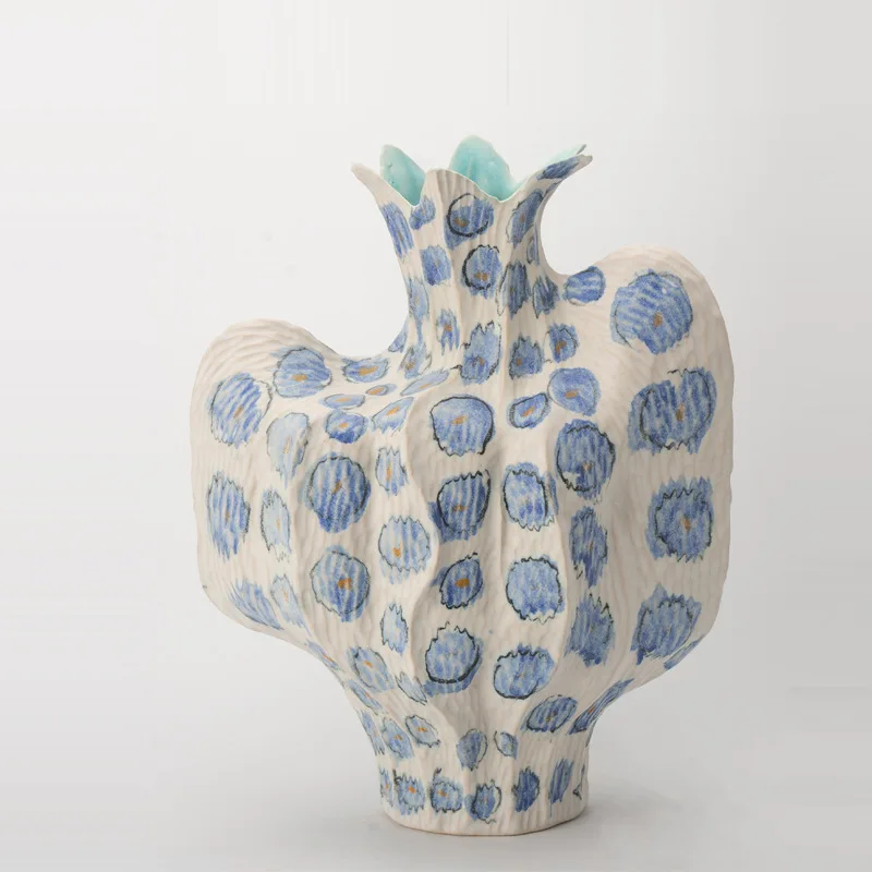 Factory Direct 2026 Medieval style ceramic flower vase ornament art homestay model room guest dining table high-end flower arran