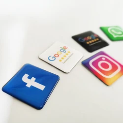 Square 30MM Google Review Instagram Facebook adesivo epossidico 13.56MHz programmabile NFC Touch NTAG215 NFC Tag Sticker etichette epossidiche