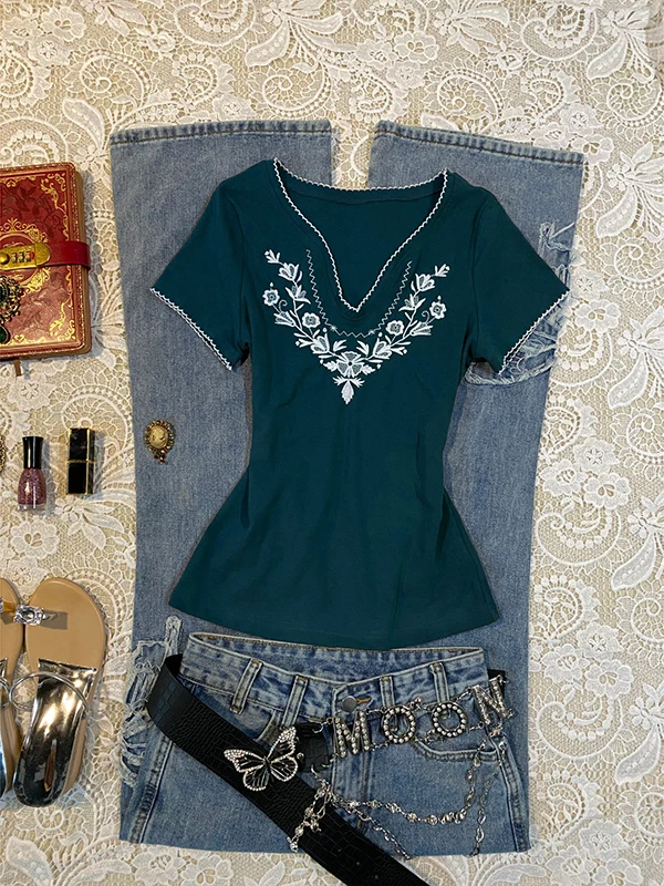 

Original Artistic Retro Embroidered ort Sve T-irt Women's Summer Design Unique V-ne Top Cotton Blend Slim Fit Youthful