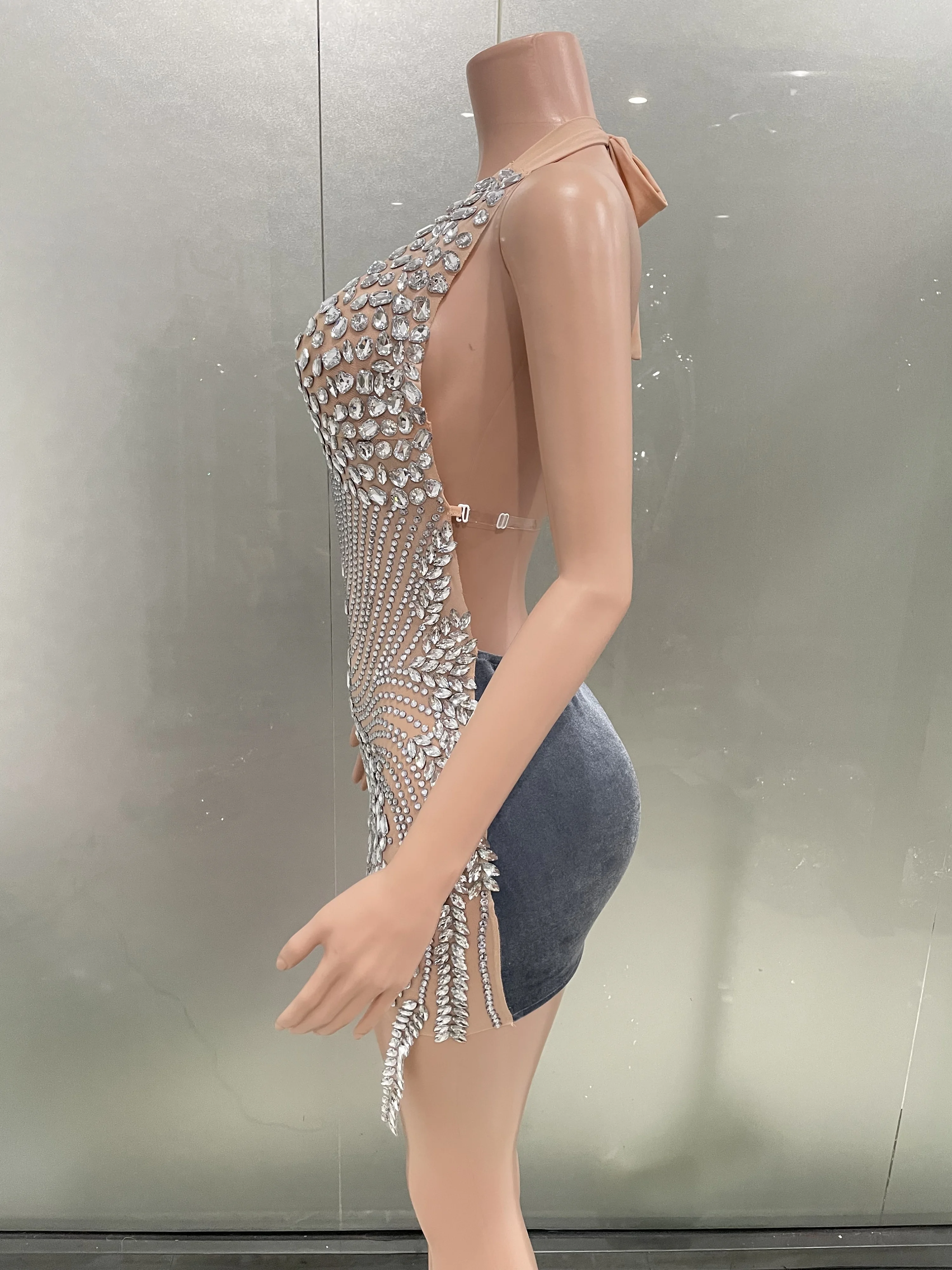 Vrouwen Sparkly Steentjes Avond Prom Vieren Verjaardag Jurk Sexy Halter Backless Mesh Korte Jurk Prestaties Stadium Slijtage