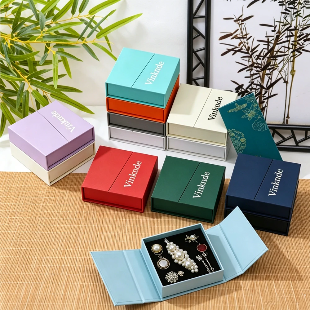 

Custom Logo 10pack Magnet Jewelry Gift Box For Pendant Keychain Necklace Bracelet Stud Organizer Wedding Favors Packaging Sack