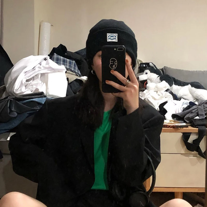 الخريف الشتاء محبوك قبعة للرجال النساء الهيب هوب Skullies البطيخ قبعة موضة الشرير الكروشيه بونيه Kpop بلون زوجين بيني