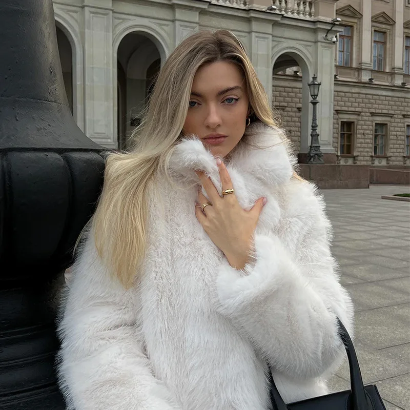 Women Warm Faux Fox Fur Coat Long Sleeves Lapel Short Coats Lady Jacket Elegant Streetwear Furry Jackets Autumn Winter
