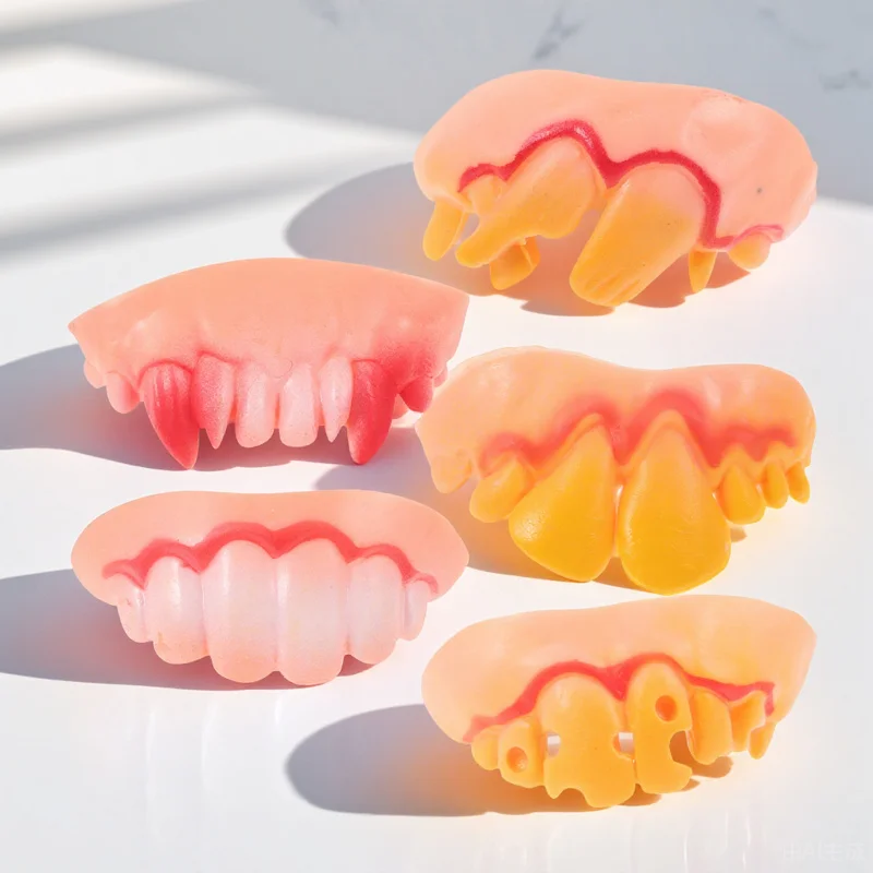 ฟันปลอมของเล่นตลก 5 ชิ้น ของเล่นแปลกใหม่ อุปกรณ์ประกอบฉากฟันปลอมสำหรับงานปาร์ตี้ฮาโลวีน อีสเตอร์ เกมส์ ของขวัญตลก ของตกแต่ง